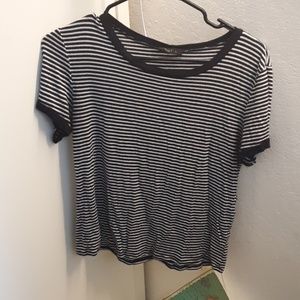 Short sleeve striped tee